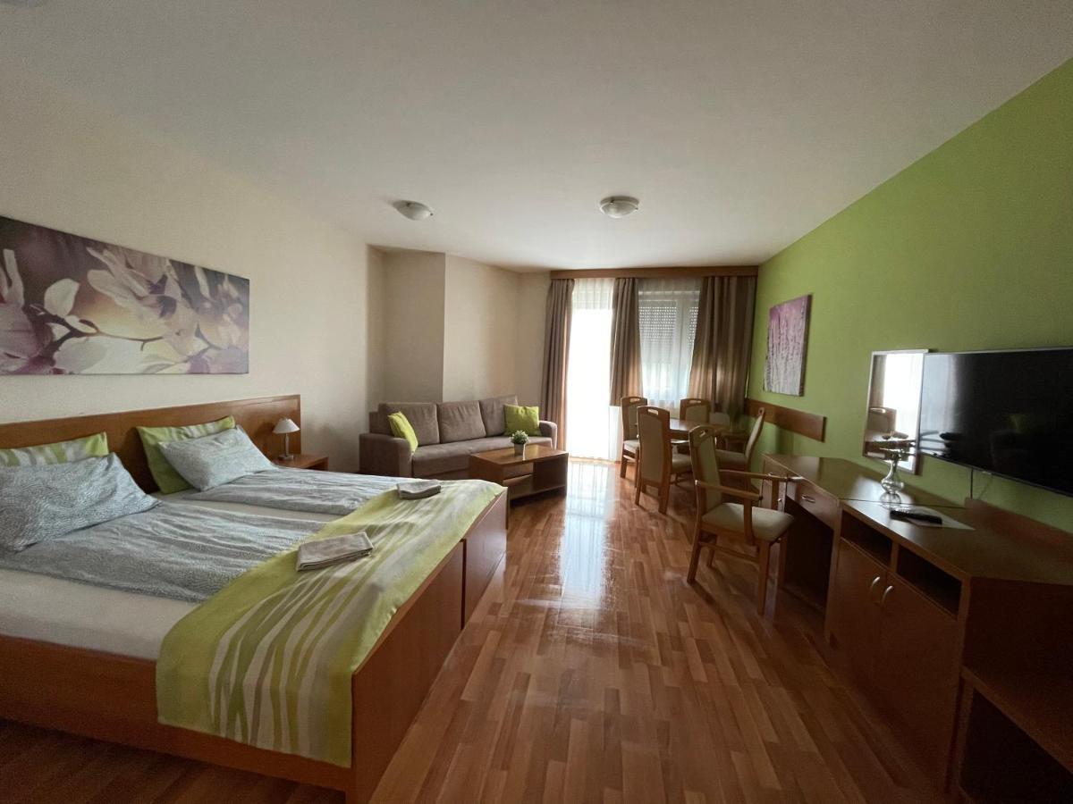 Rosemary Apartmanok, Rose, Lili, Mary1, Mary2 Hajduszoboszlo Ngoại thất bức ảnh