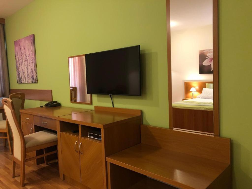 Rosemary Apartmanok, Rose, Lili, Mary1, Mary2 Hajduszoboszlo Ngoại thất bức ảnh
