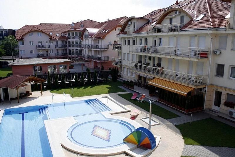 Rosemary Apartmanok, Rose, Lili, Mary1, Mary2 Hajduszoboszlo Ngoại thất bức ảnh