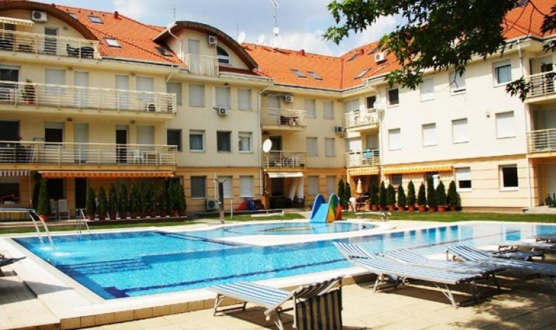 Rosemary Apartmanok, Rose, Lili, Mary1, Mary2 Hajduszoboszlo Ngoại thất bức ảnh