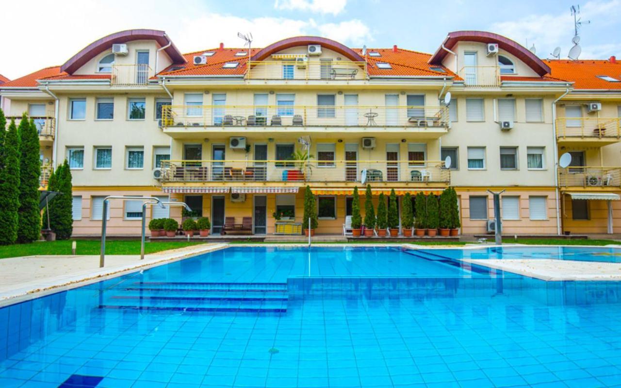 Rosemary Apartmanok, Rose, Lili, Mary1, Mary2 Hajduszoboszlo Ngoại thất bức ảnh